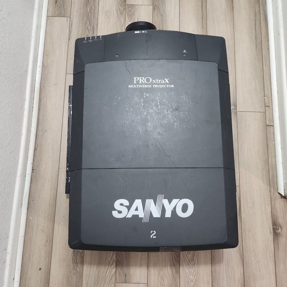 Sanyo PLC-XF46N PRO xtraX Multiverse Projector with Remote No Power Cable